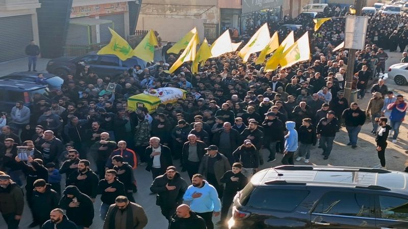 بالصور| حزب الله يشيّع الشهيد على طريق القدس حسين موسى في بلدة علي النهري